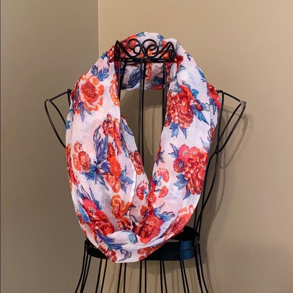 NWOT Unity Floral Scarf - Picture 1 of 3